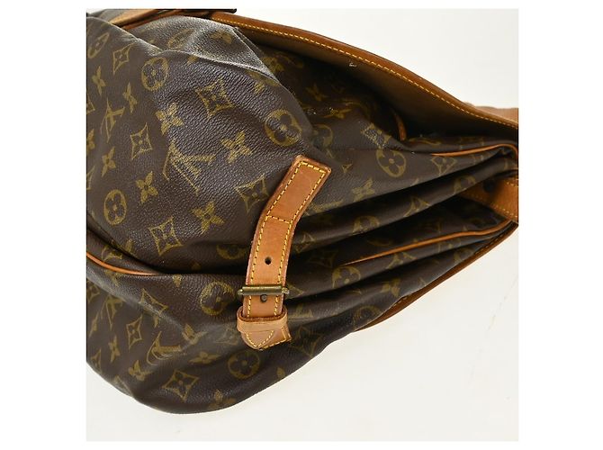 Louis Vuitton Saumur Monogram Canvas Marrone - vista 3