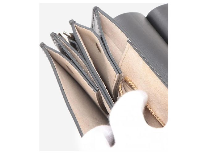 Chloé Schultertasche aus schwarzem Fay-Leder - Ansicht 4