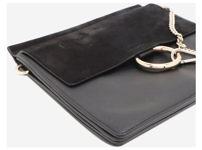 Chloé Schultertasche aus schwarzem Fay-Leder - Ansicht 9