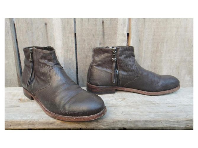 Autre Marque Pawelk's Men's Lizard-Embossed Leather Ankle Boots Brown - view 2