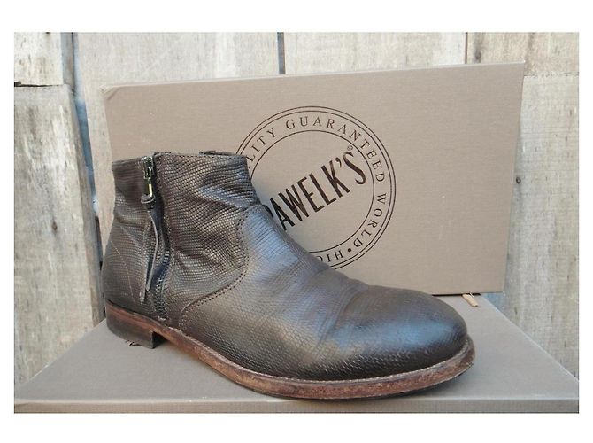 Autre Marque Pawelk's Men's Lizard-Embossed Leather Ankle Boots Brown - view 3