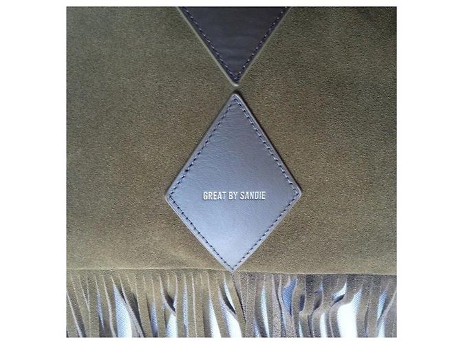 Autre Marque Borsa a tracolla in camoscio kaki con frange Great by Sandie Marrone Cachi - vista 4