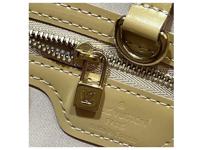 Borsa Louis Vuitton Wilshire PM Giallo - vista 9
