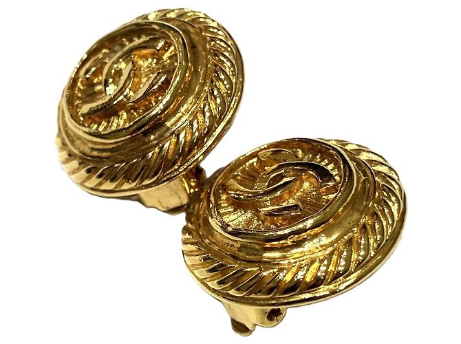 Orecchini a clip in lega dorata Chanel D'oro - vista 8
