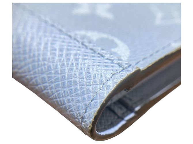 Louis Vuitton Brazza Long Wallet Hellblau Monogramm - Ansicht 9