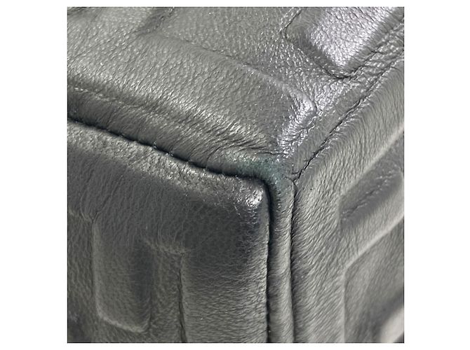 Fendi 2-Wege-Handtasche mit Zucca-Prägemuster Schwarz - Ansicht 14