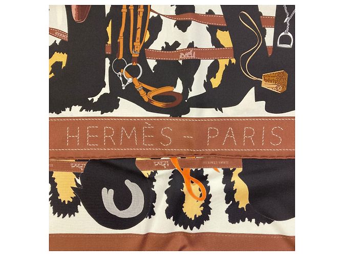 Hermès Sciarpa Hermes Carre 90 Monsieur & Madame Marrone - vista 4