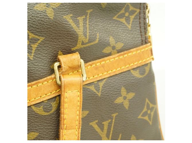 Borsa a Spalla Louis Vuitton Monogram Coussin GM Marrone - vista 8