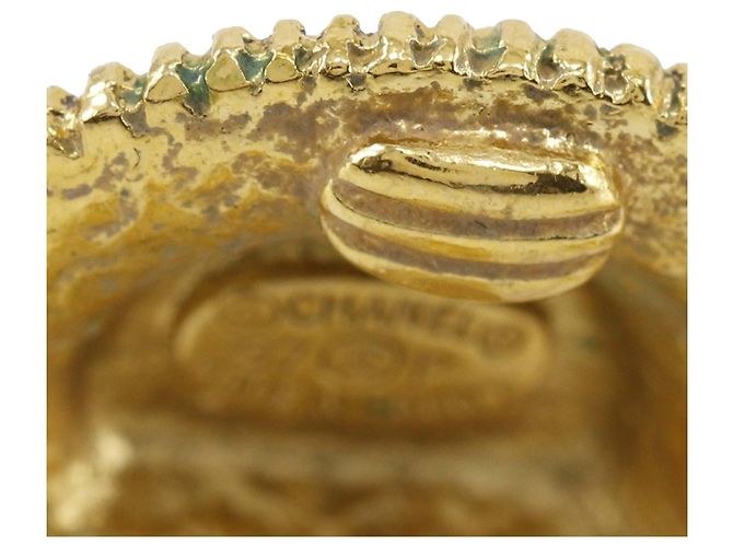 Orecchini a clip Chanel Gold CC placcati oro con medaglione D'oro - vista 9