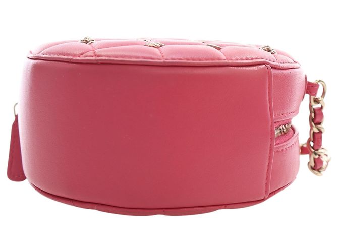 Clutch rotonda Chanel Pink CC in agnello trapuntato con charm e catena Rosa - vista 12
