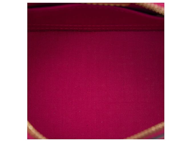 Louis Vuitton Alma BB Monogram Vernis Rouge - vue 4