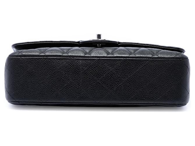 Chanel Black Medium Classic Caviar Double Flap Nero - vista 3