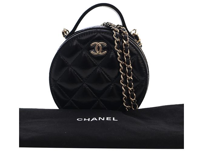 Vanity Beauty case rotondo Chanel Black Quilted Glazed Lambskin Handle With Care con catena Nero - vista 15