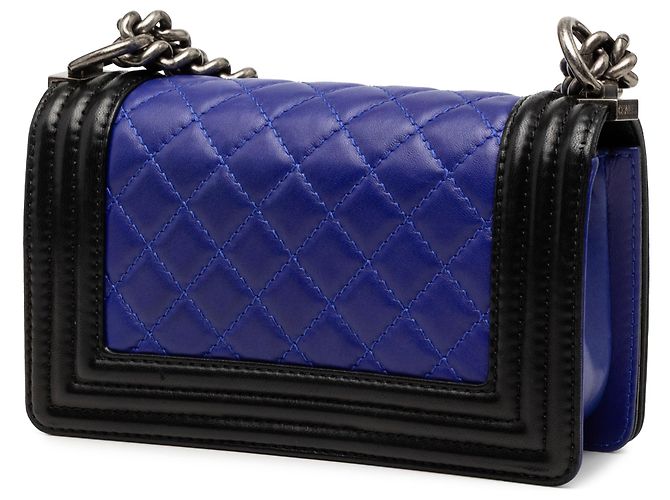 Chanel Blu Piccolo Boy Flap Bicolore in Pelle di Agnello - vista 2