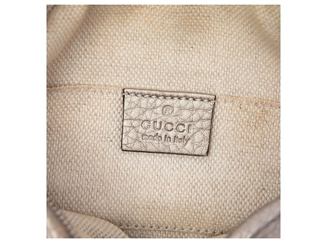 Gucci Borsa a tracolla Soho con catena in pelle di vitello granulata metallizzata oro mini - vista 5