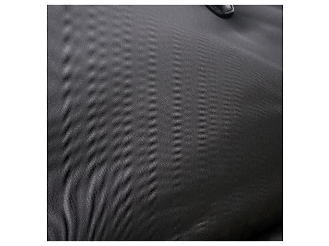 Borsa a tracolla in nylon nero e pelle Prada - vista 10
