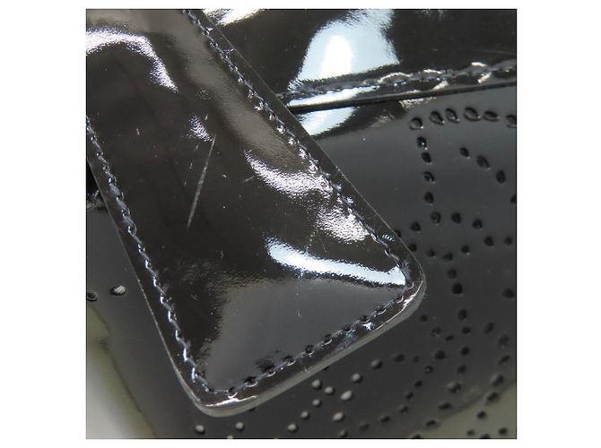 Borsa a tracolla Chanel Camellia Perforated Nero - vista 9