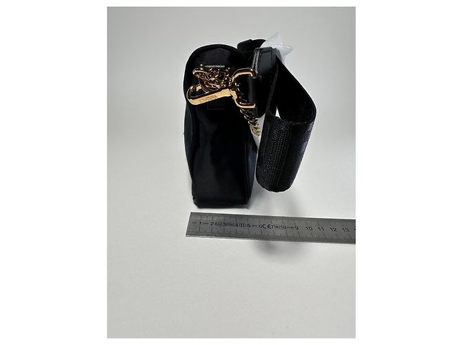 Borsa Hobo Versace Medusa Nera in Tessuto Tecnico Nero - vista 17