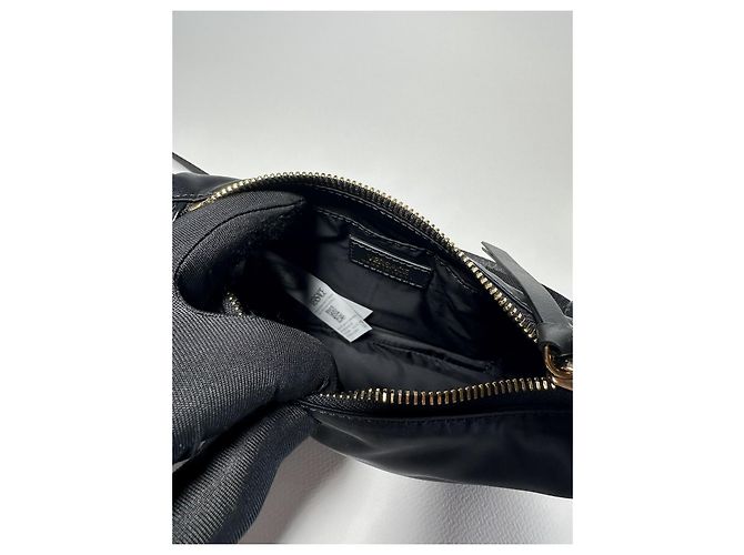 Borsa Hobo Versace Medusa Nera in Tessuto Tecnico Nero - vista 9