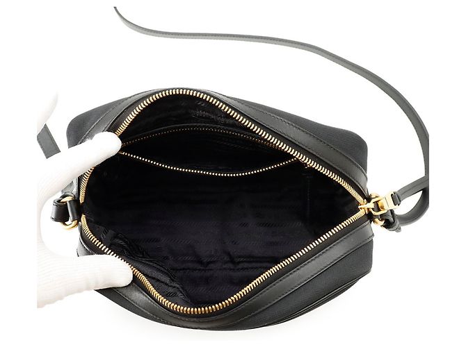 Borsa a tracolla Prada nera in pelle e tela Nero - vista 5