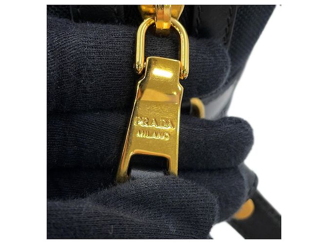 Borsa a tracolla Prada nera in pelle e tela Nero - vista 9