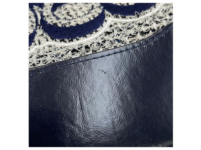 Bolsa de ombro Chanel Gabrielle Medium Hobo em tweed Branco Vermelho Azul marinho - vista 10