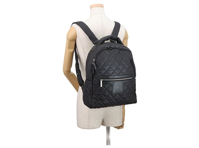 Mochila Chanel Coco Cocoon acolchoada Preto Bordeaux - vista 4