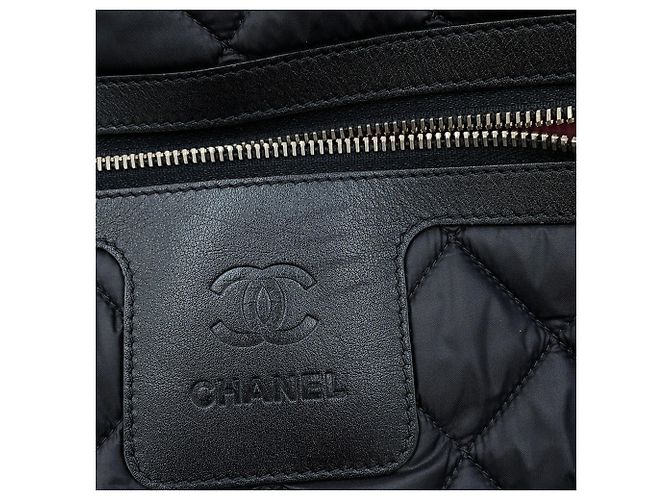 Mochila Chanel Coco Cocoon acolchoada Preto Bordeaux - vista 6