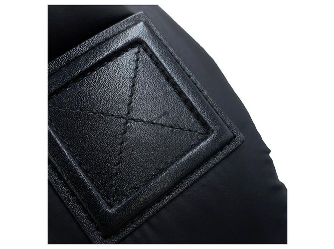 Mochila Chanel Coco Cocoon acolchoada Preto Bordeaux - vista 8