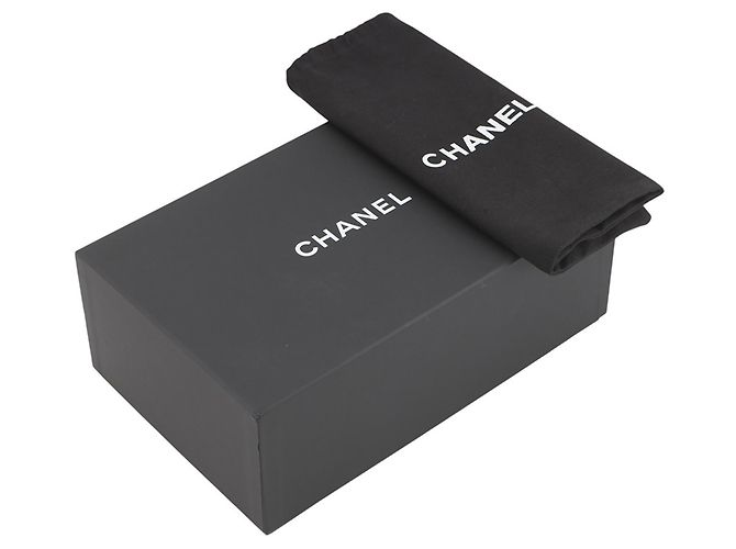 Sac à bandoulière Chanel Boy Small Chain Noir - vue 17