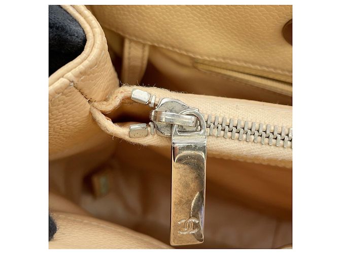 Borsa Chanel in pelle di vitello granulata beige - vista 13