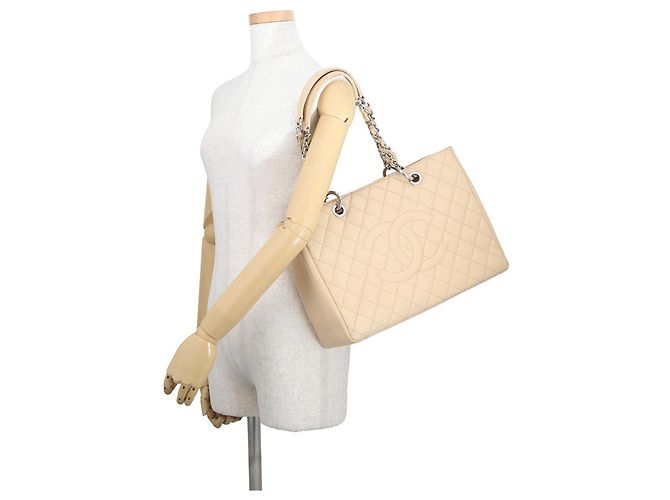 Borsa Chanel in pelle di vitello granulata beige - vista 4