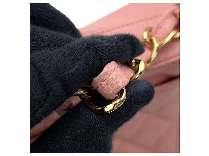 Borsa a tracolla con catena in pelle di vitello martellata rosa Chanel - vista 12