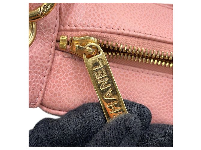 Borsa a tracolla con catena in pelle di vitello martellata rosa Chanel - vista 14