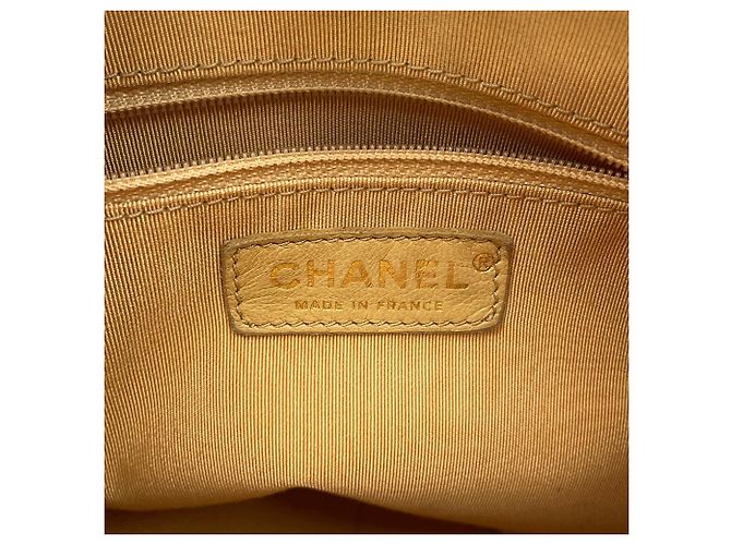 Borsa a tracolla con catena in pelle di vitello martellata rosa Chanel - vista 15