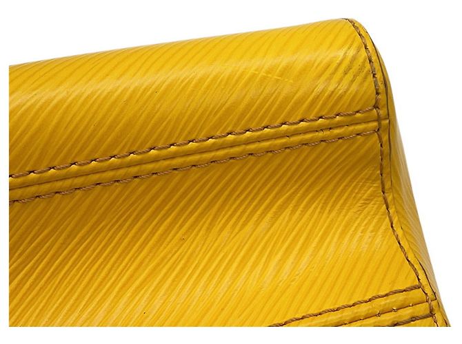 Twist Borsa a tracolla con catena in pelle Epi Louis Vuitton Giallo - vista 11