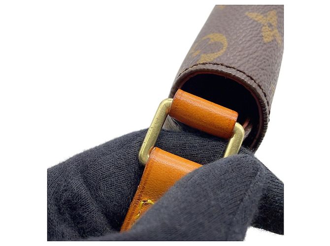 Borsa a tracolla Louis Vuitton Monogram Musette Salsa Marrone - vista 11