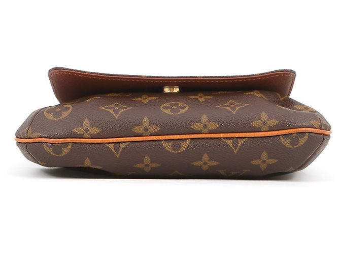 Borsa a tracolla Louis Vuitton Monogram Musette Salsa Marrone - vista 3