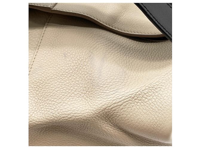 Borsa a mano Loewe Origami Pillow Nero Beige - vista 15