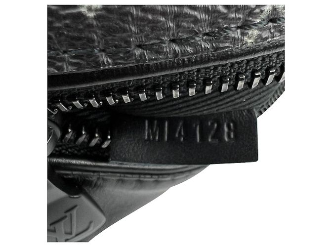 Bumbag Borsa a tracolla Louis Vuitton Monogram Galaxy Discovery da uomo Nero - vista 4