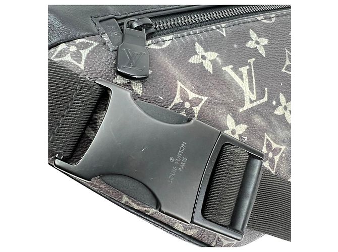 Bumbag Borsa a tracolla Louis Vuitton Monogram Galaxy Discovery da uomo Nero - vista 8