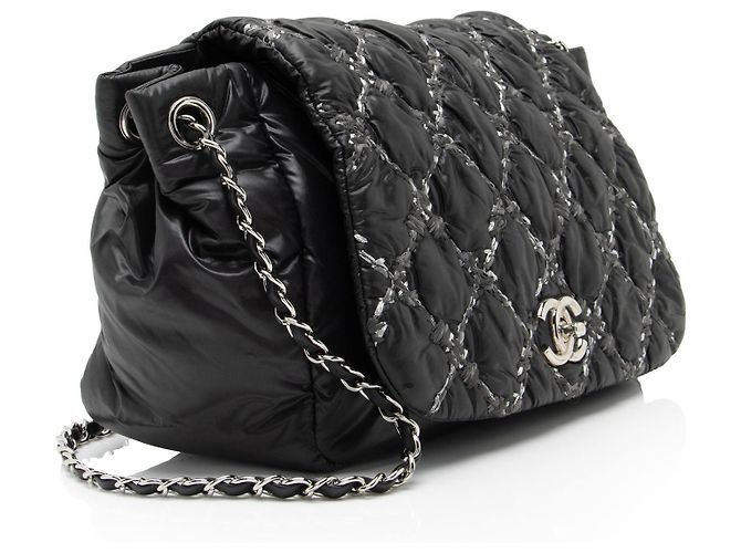 Gabrielle Borsa a tracolla Chanel Lambskin Bubble Quilt Tweed Medium Flap Nero - vista 2