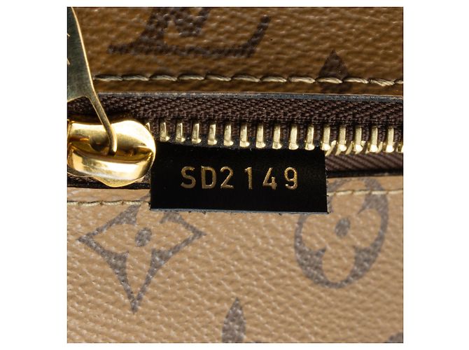Borsa a tracolla Louis Vuitton Reverse Monogram Pochette Metis Nero - vista 6