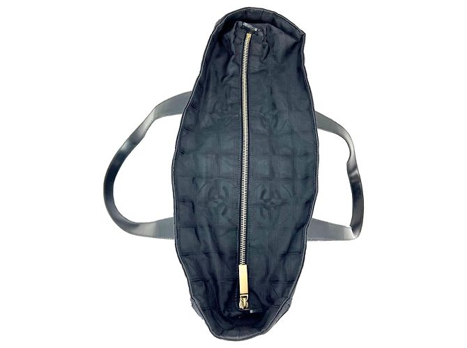 Tote da viaggio Chanel Nylon Nero Vintage - vista 10