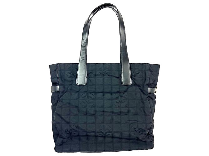 Tote da viaggio Chanel Nylon Nero Vintage - vista 2