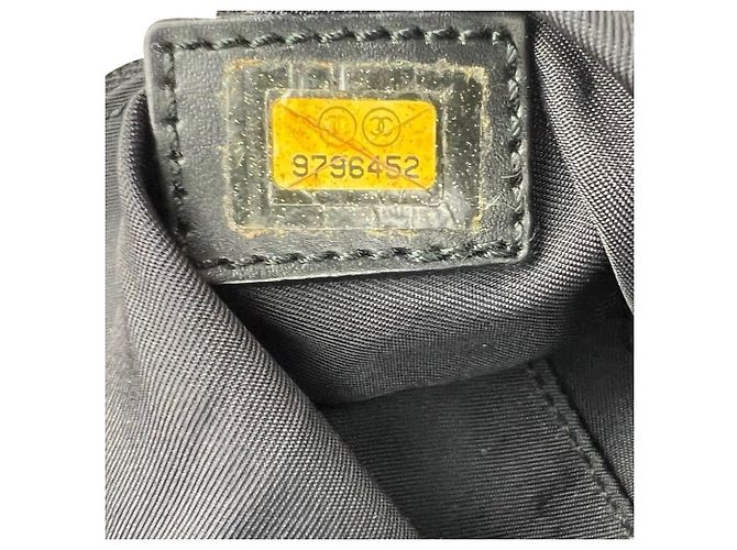 Tote da viaggio Chanel Nylon Nero Vintage - vista 7