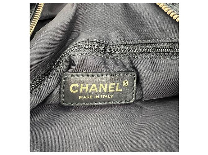 Tote da viaggio Chanel Nylon Nero Vintage - vista 9