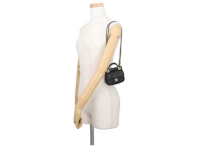 Borsa a tracolla Chanel in pelle nera con catena Nero - vista 4