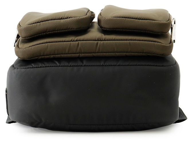 Zaino Prada in nylon e gomma nero kaki Cachi - vista 3