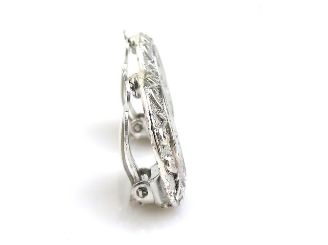 Orecchini Chanel Mademoiselle Metal Silver Argento - vista 3
